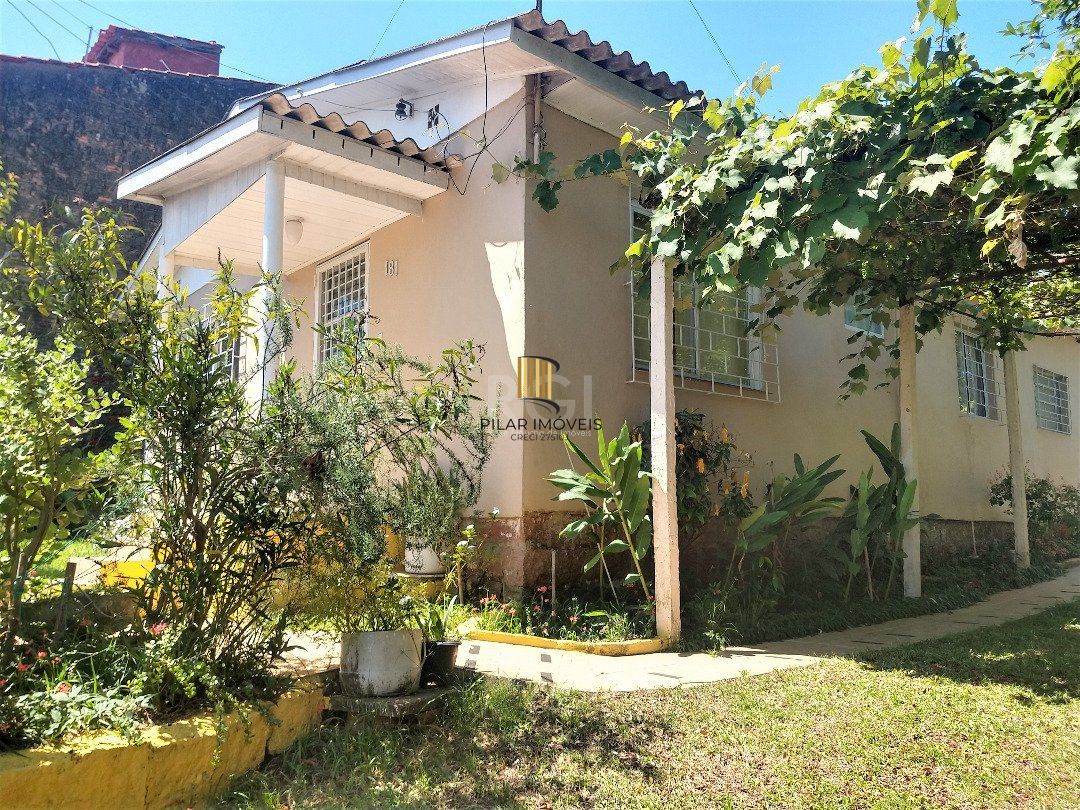 Casa para Venda - 81m², 2 dormitórios, 4 vagas - Vila Nova