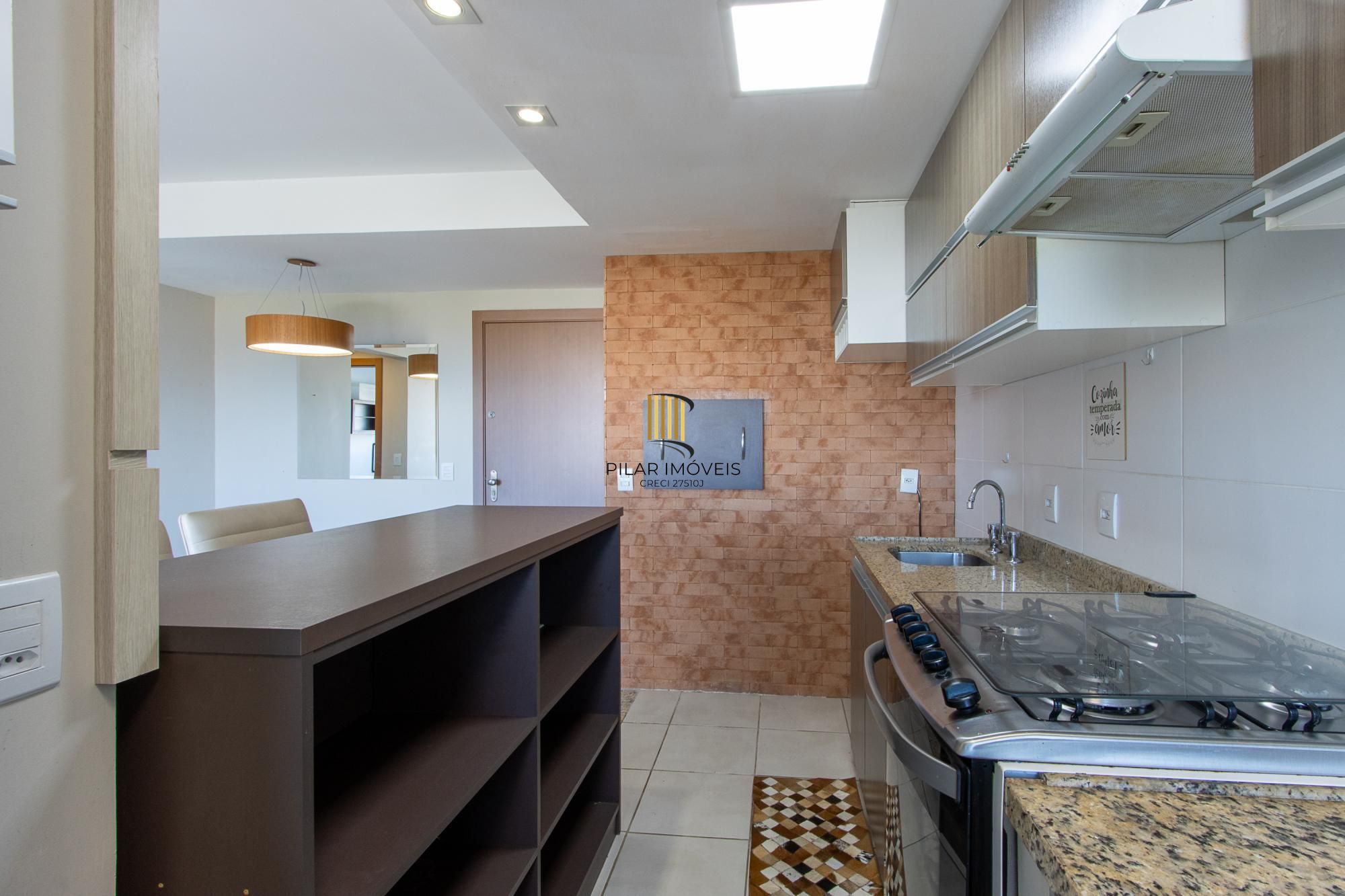 Apartamento com 2 dormitórios e 60m² à venda no bairro Tristeza