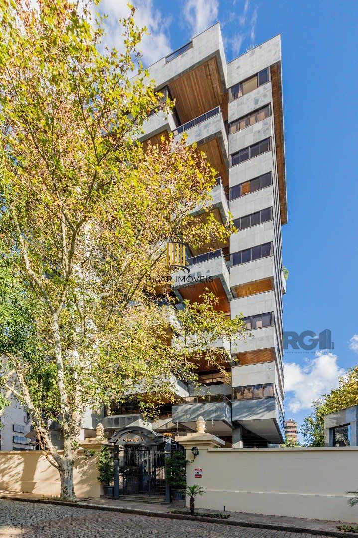 Apartamento 4 dormitórios no bairro Moinhos de Vento