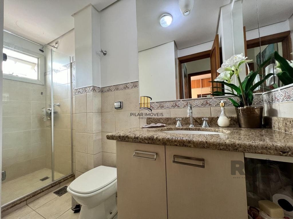 Excelente casa em condomínio no Bairro Tristeza - Ao lado do Shopping Paseo