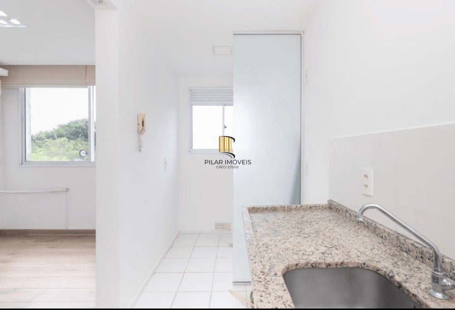 Apartamento de 3 dormitórios, 1 suíte e 1 vaga escriturada no bairro Ipanema.