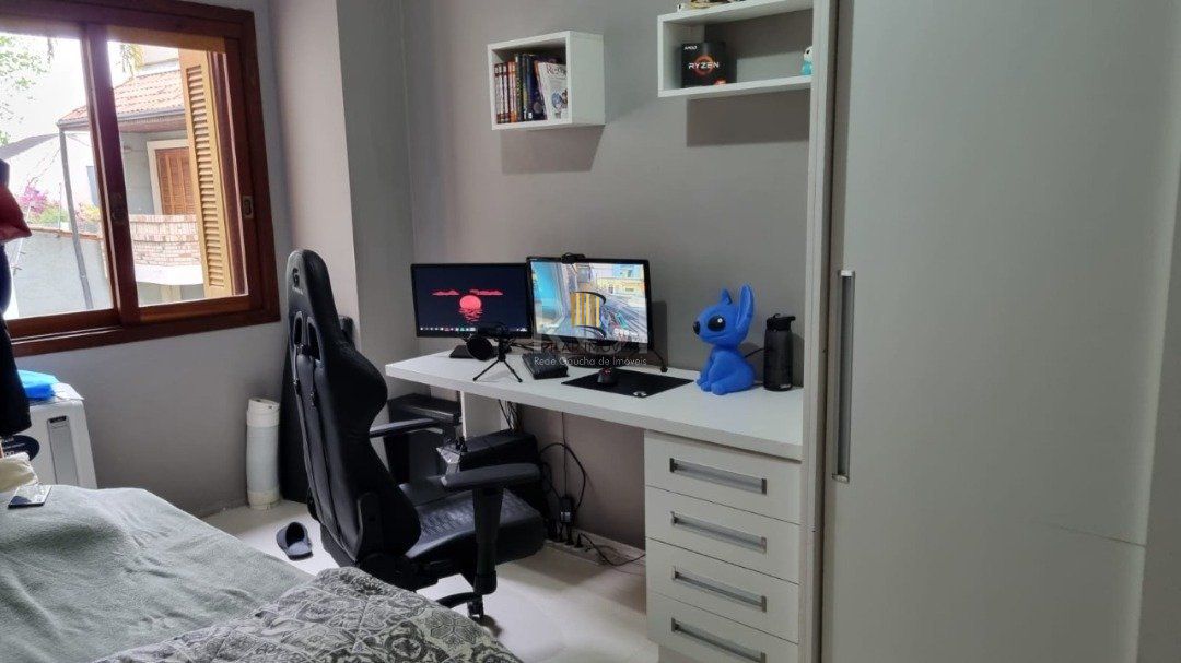 Casa Condominio para Venda - 218m², 3 dormitórios, sendo 1 suites, 2 vagas - Ipanema