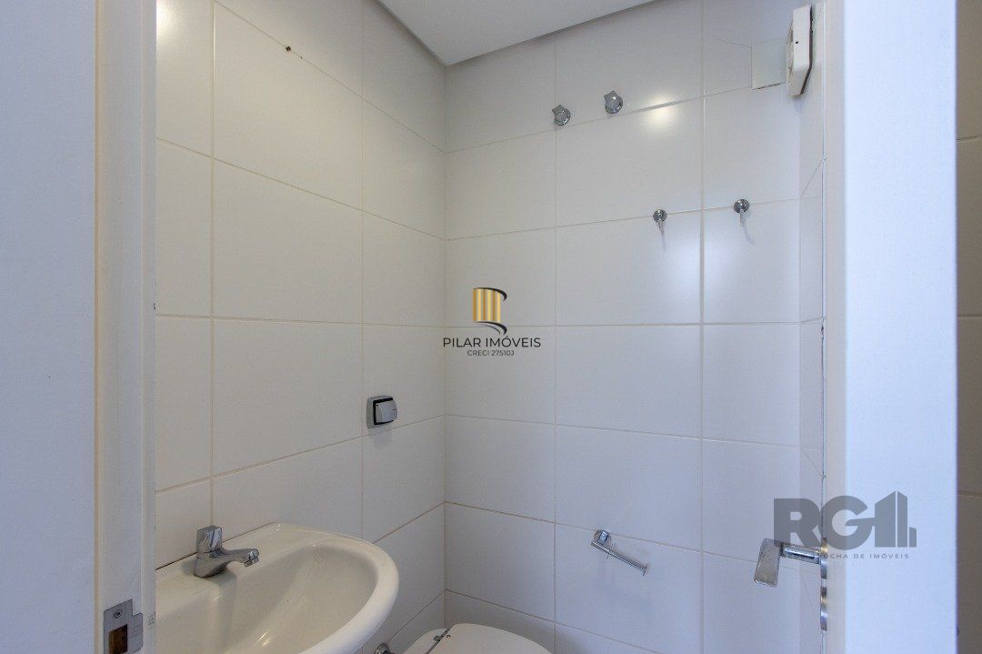 Apartamento para Venda - 200.1m², 3 dormitórios, sendo 3 suites, 5 vagas - Cristal