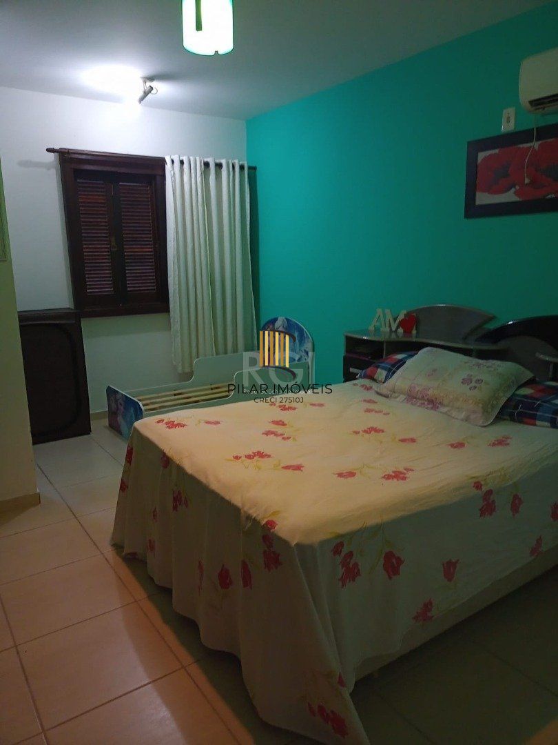 Casa para Venda - 131.92m², 2 dormitórios, sendo 2 suites, Guarujá