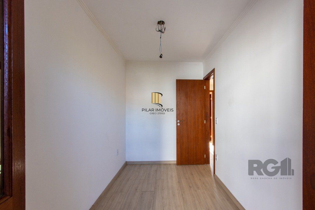 Casa para Venda - 120m², 3 dormitórios, sendo 1 suites, 1 vaga - Guarujá