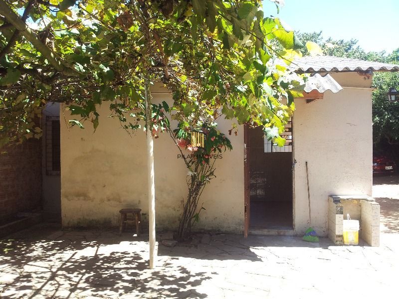 Casa para Venda com 2 dormitórios no bairro Belém Novo