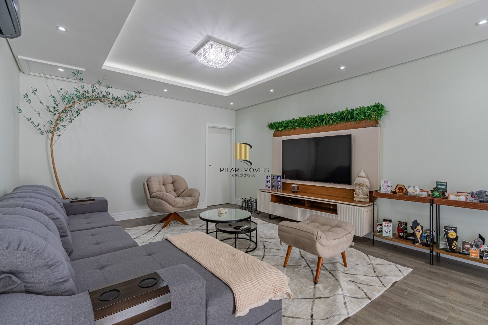 Casa de Condomínio 4 dormitórios no bairro São Vicente