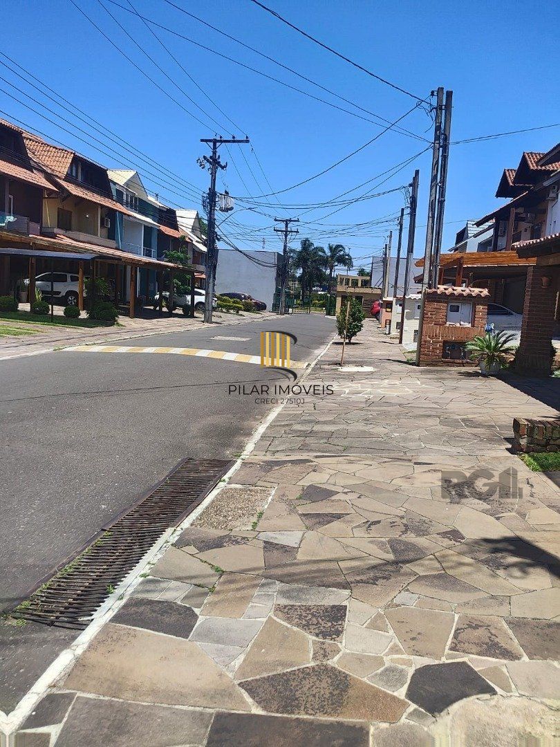 Casa de Condomínio 3 dormitórios no bairro Cavalhada