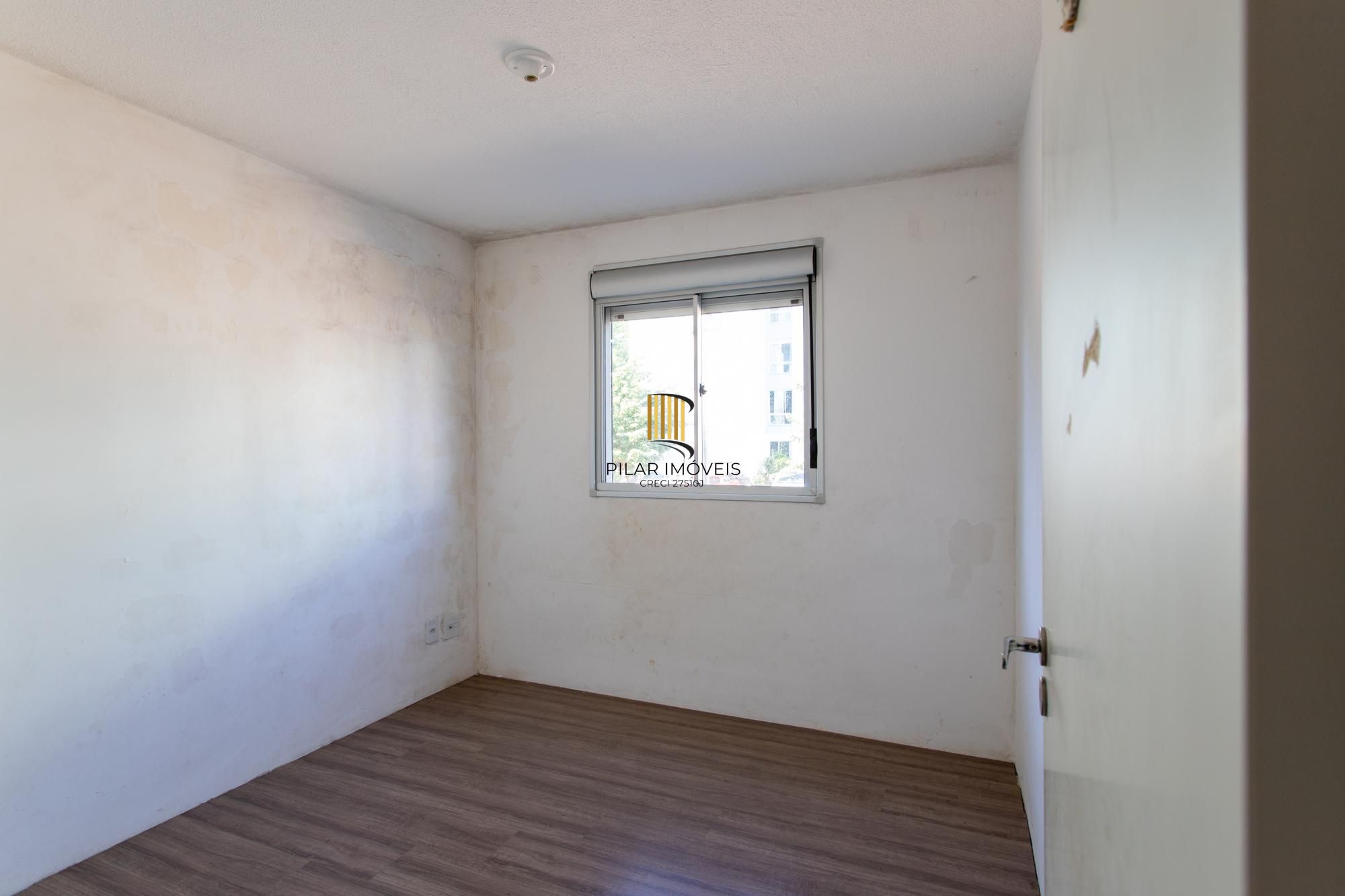 Apartamento 2 quartos, reformado, 1 vaga escriturada - Vila Nova