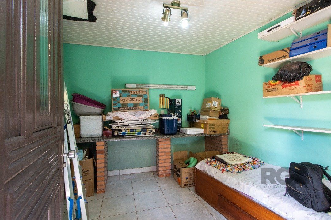 Casa para Venda - 500m², 4 dormitórios, sendo 1 suites, 4 vagas - Coronel Aparício Borges