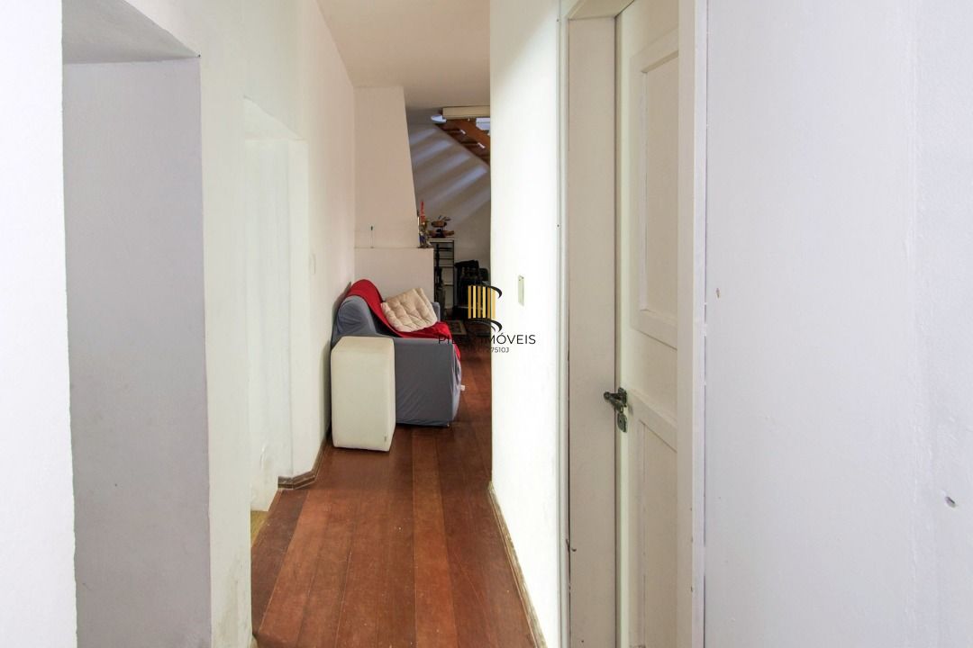 Casa para Venda - 281m², 3 dormitórios, sendo 1 suites, 3 vagas - Jardim Isabel