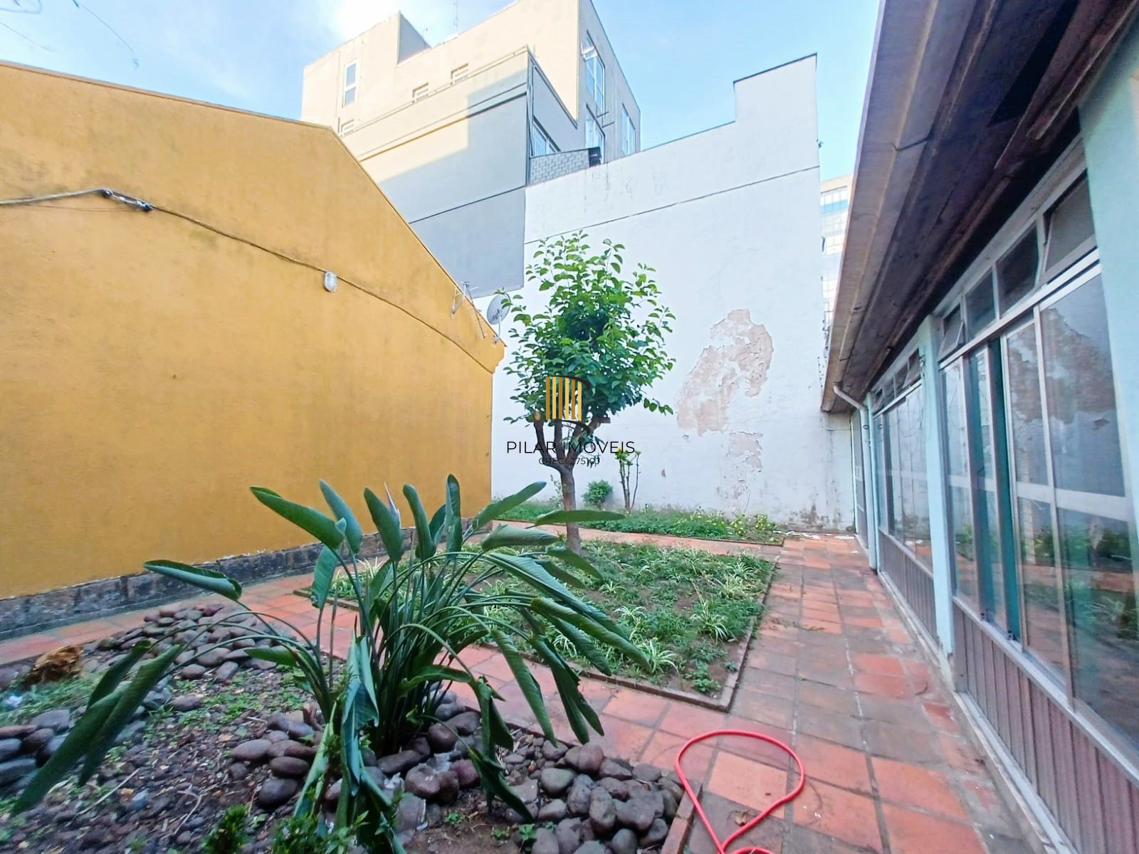 Casa 2 dormitórios no bairro Morro Santana