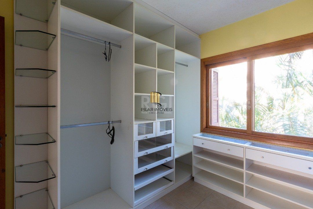 Casa Condominio para Venda - 174.34m², 3 dormitórios, sendo 1 suites, 2 vagas - Espírito Santo
