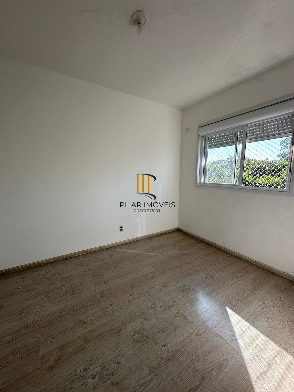 Apartamento desocupado em Cachoeirinha!