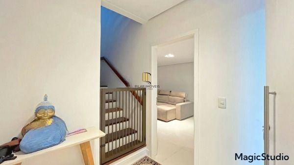 Casa em Condomínio na Pedra Redonda | 4 Dormitórios | 297m² | 4 Vagas | Solar Biarritz