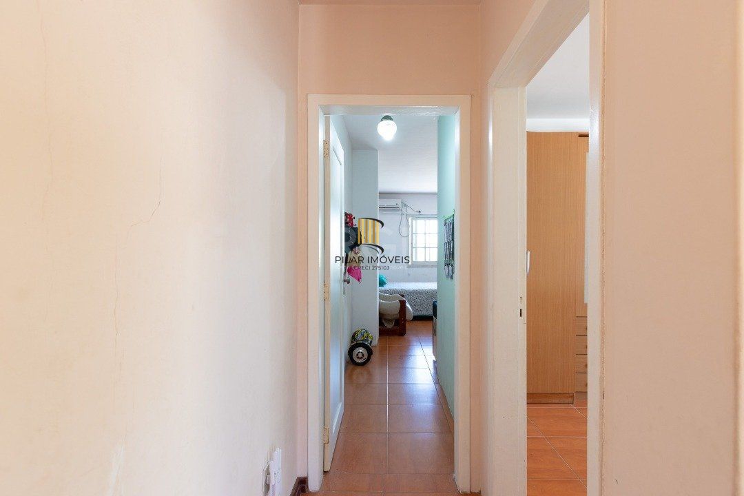 Sobrado para Venda - 356.93m², 4 dormitórios, sendo 2 suites, 4 vagas - Tristeza