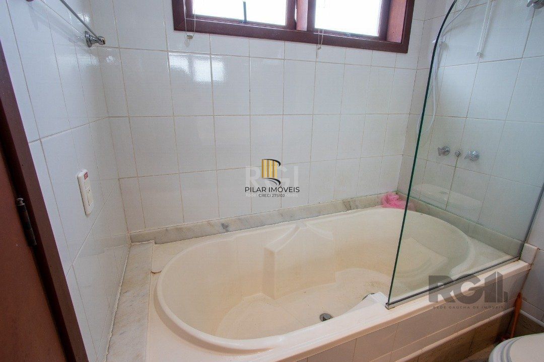 Casa Condominio para Venda - 170m², 3 dormitórios, sendo 1 suites, 2 vagas - Cavalhada