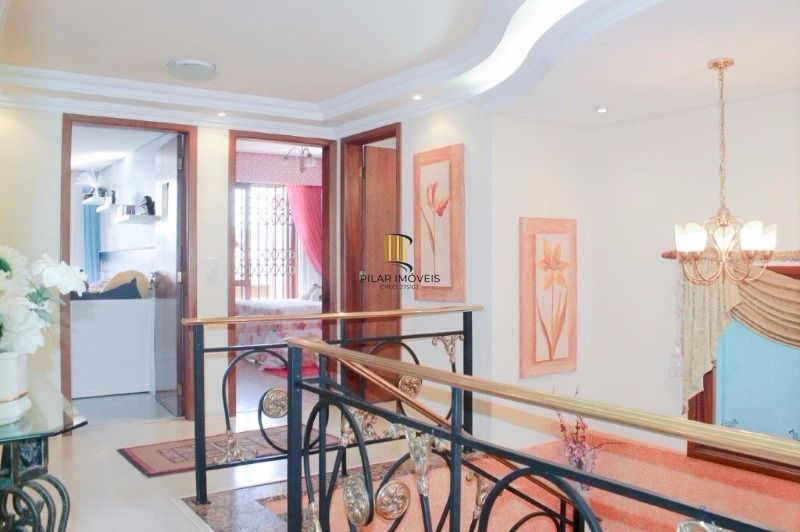 Casa para Venda - 350m², 3 dormitórios, sendo 1 suites, 4 vagas - Ipanema/ Jardim Verde