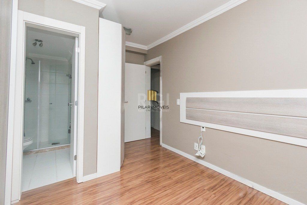 Apartamento para Venda - 72.01m², 3 dormitórios, sendo 1 suites, 1 vaga - Camaquã
