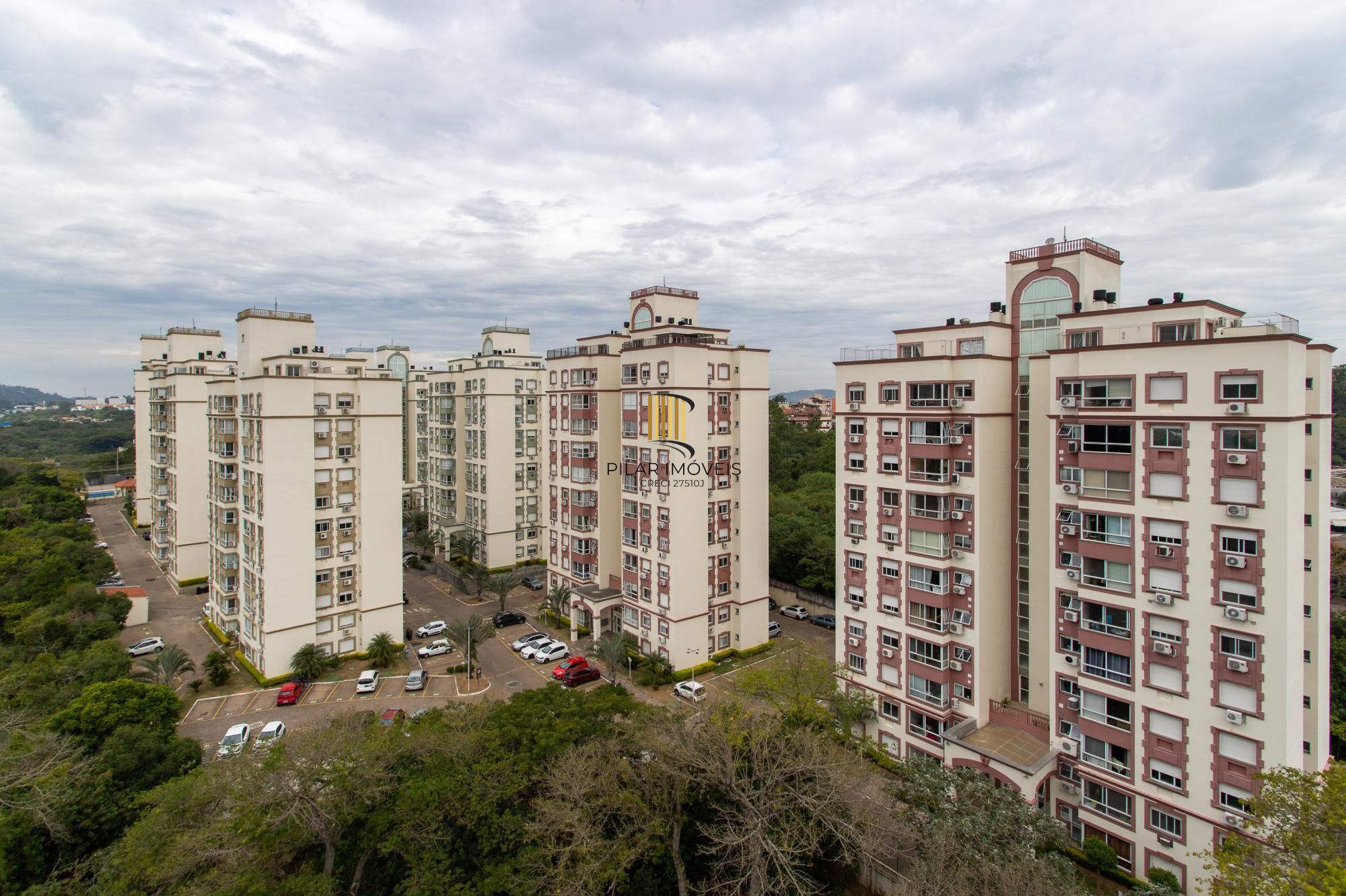 Apartamento 03 quartos (1 suíte) com vaga escriturada -  Bairro Cavalhada .