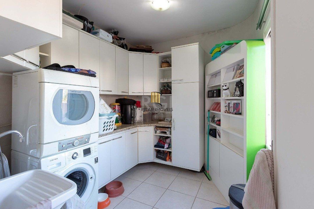Casa para Venda com 4 dormitórios no bairro Hípica