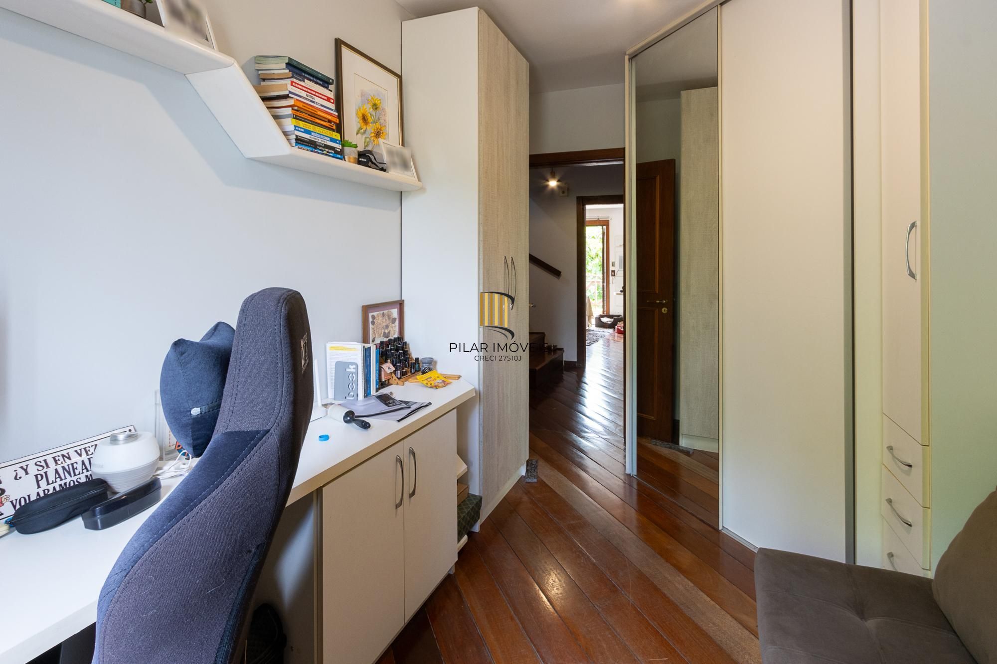 Casa Condominio para Venda - 175m², 3 dormitórios, sendo 1 suites, 4 vagas - Tristeza