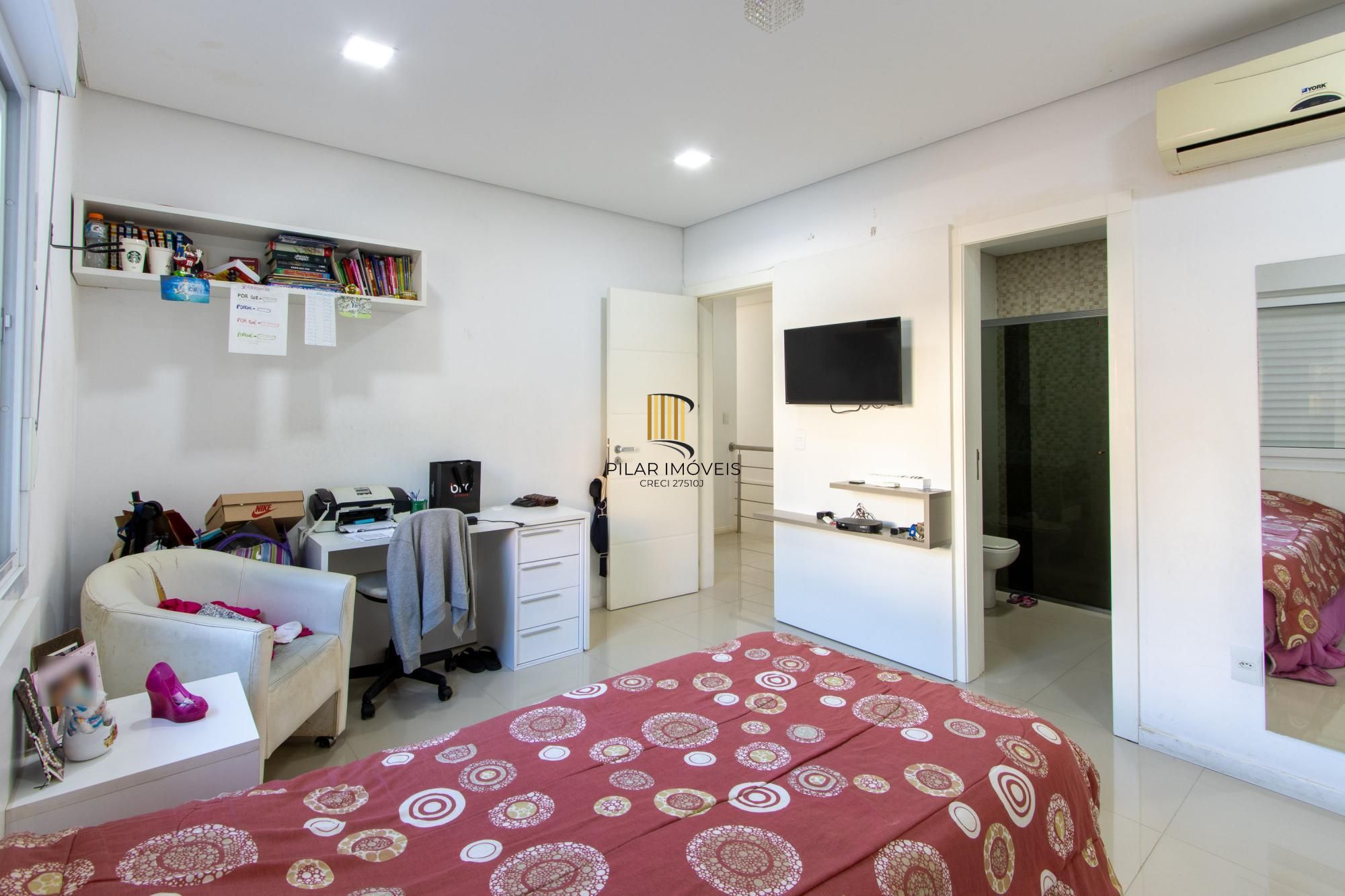 Casa em Condomínio à Venda | 282m² | 3 Suítes | 2 Vagas | Bairro Nonoai - Porto Alegre
