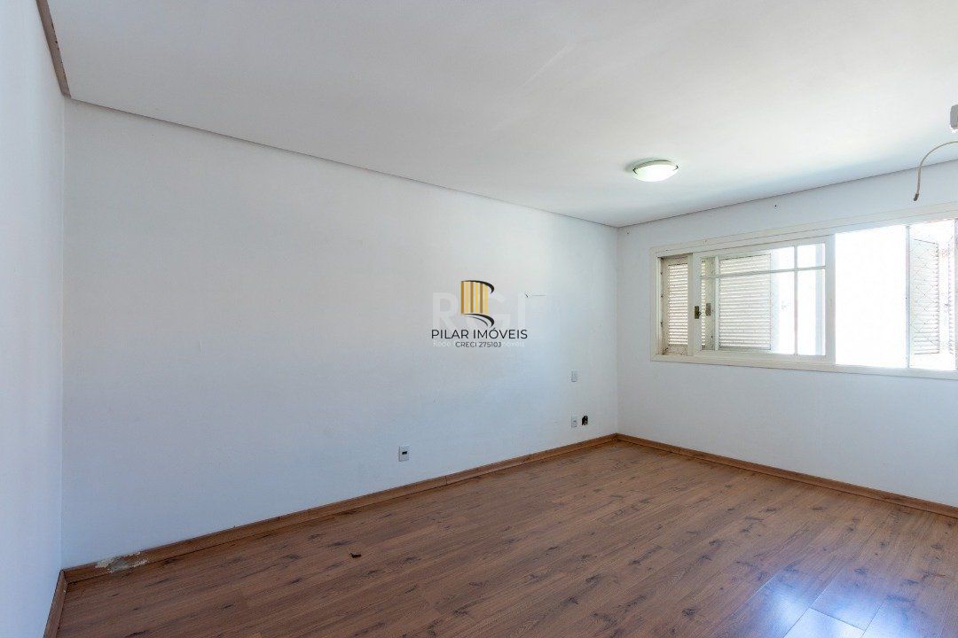 Casa para Venda - 205.81m², 3 dormitórios, sendo 1 suites, 2 vagas - Ipanema