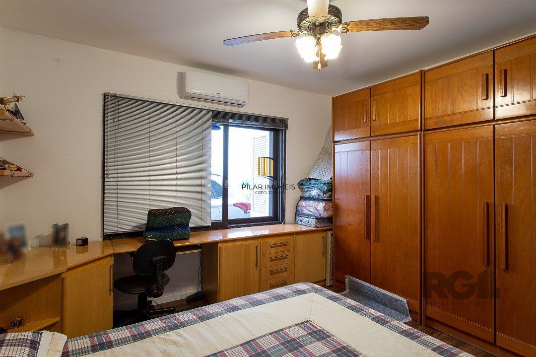 Casa 4 dormitórios no bairro Jardim Isabel