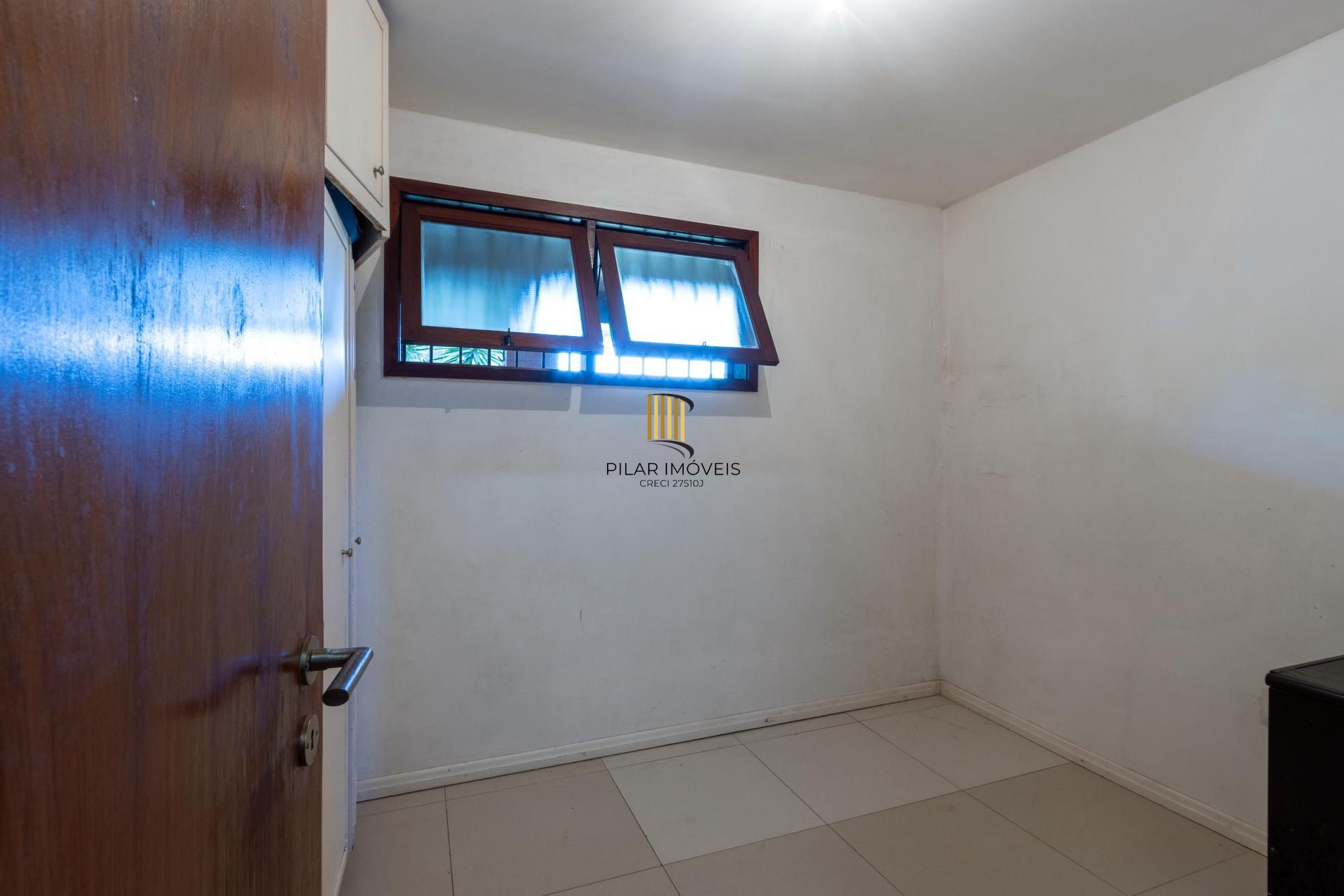 Casa de Condomínio 4 dormitórios no bairro Cavalhada