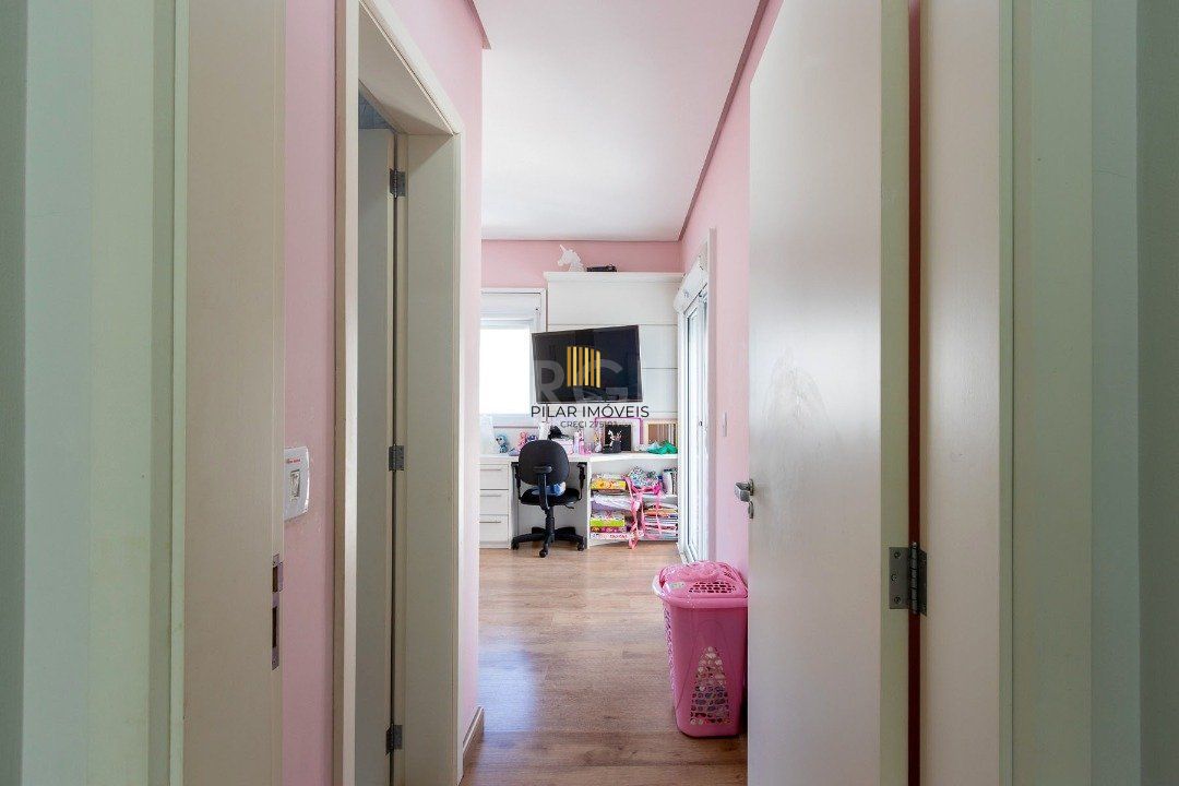 Casa Condominio para Venda - 203.02m², 3 dormitórios, sendo 3 suites, 4 vagas - Hípica