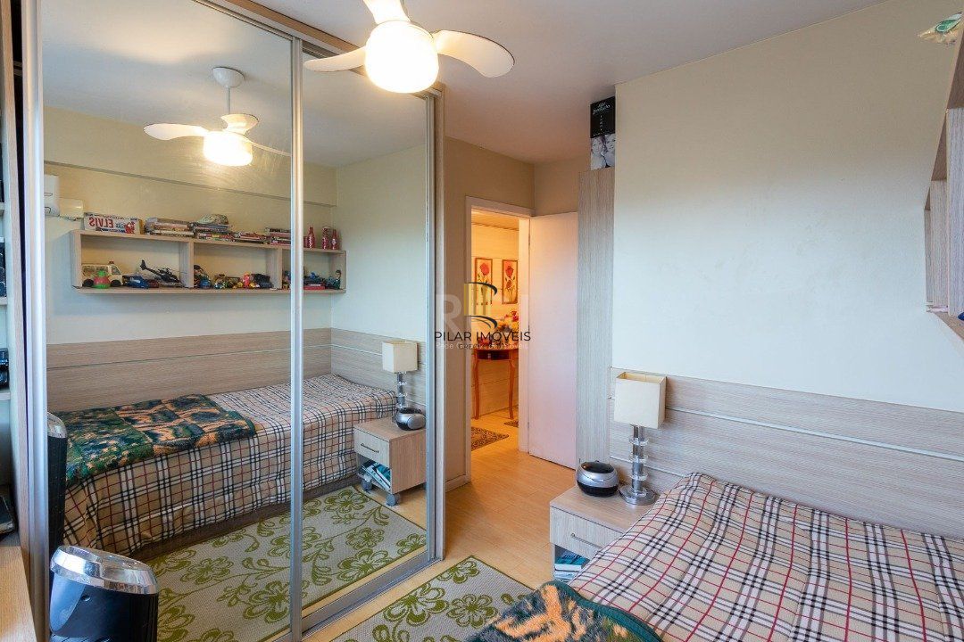 Cobertura para Venda - 230.54m², 3 dormitórios, sendo 1 suites, 2 vagas