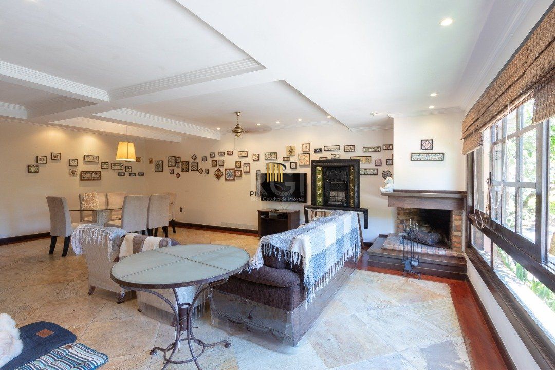 Casa Condominio para Venda - 331.2m², 4 dormitórios, sendo 4 suites, 2 vagas - Tristeza