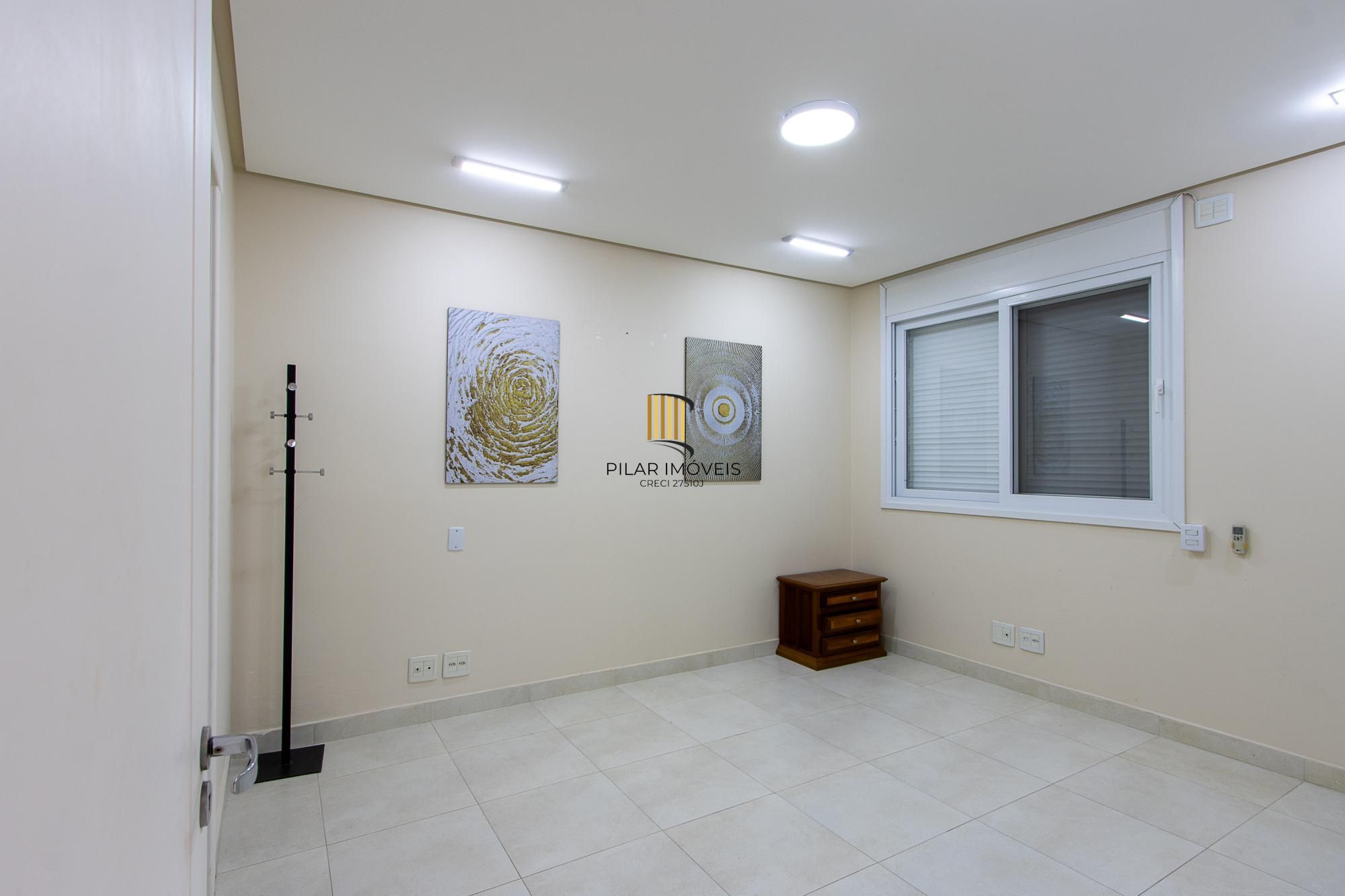 Casa de Condomínio 4 dormitórios no bairro Belém Novo