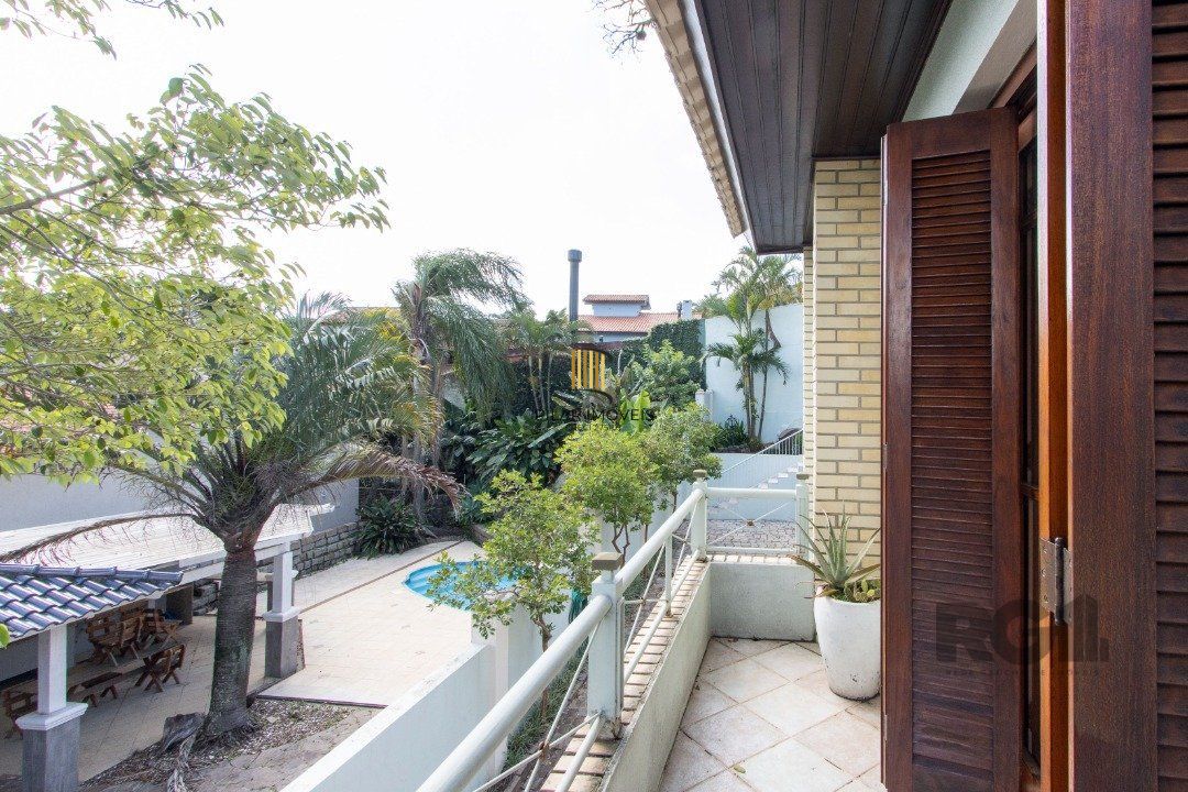 Casa de Condomínio 3 dormitórios no bairro Jardim Isabel