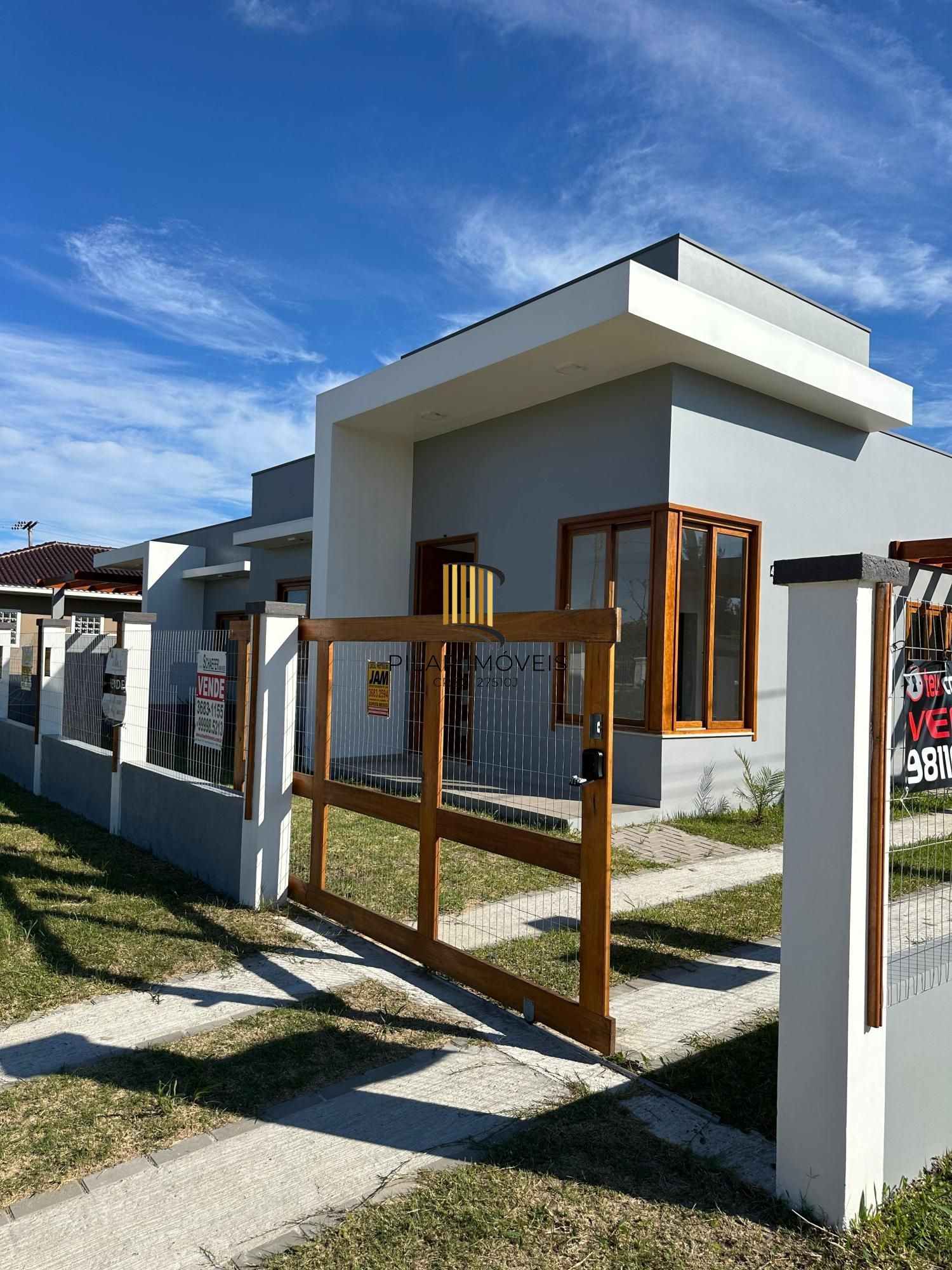 Casa 2 dormitórios no bairro Presidente - Pilar Imóveis