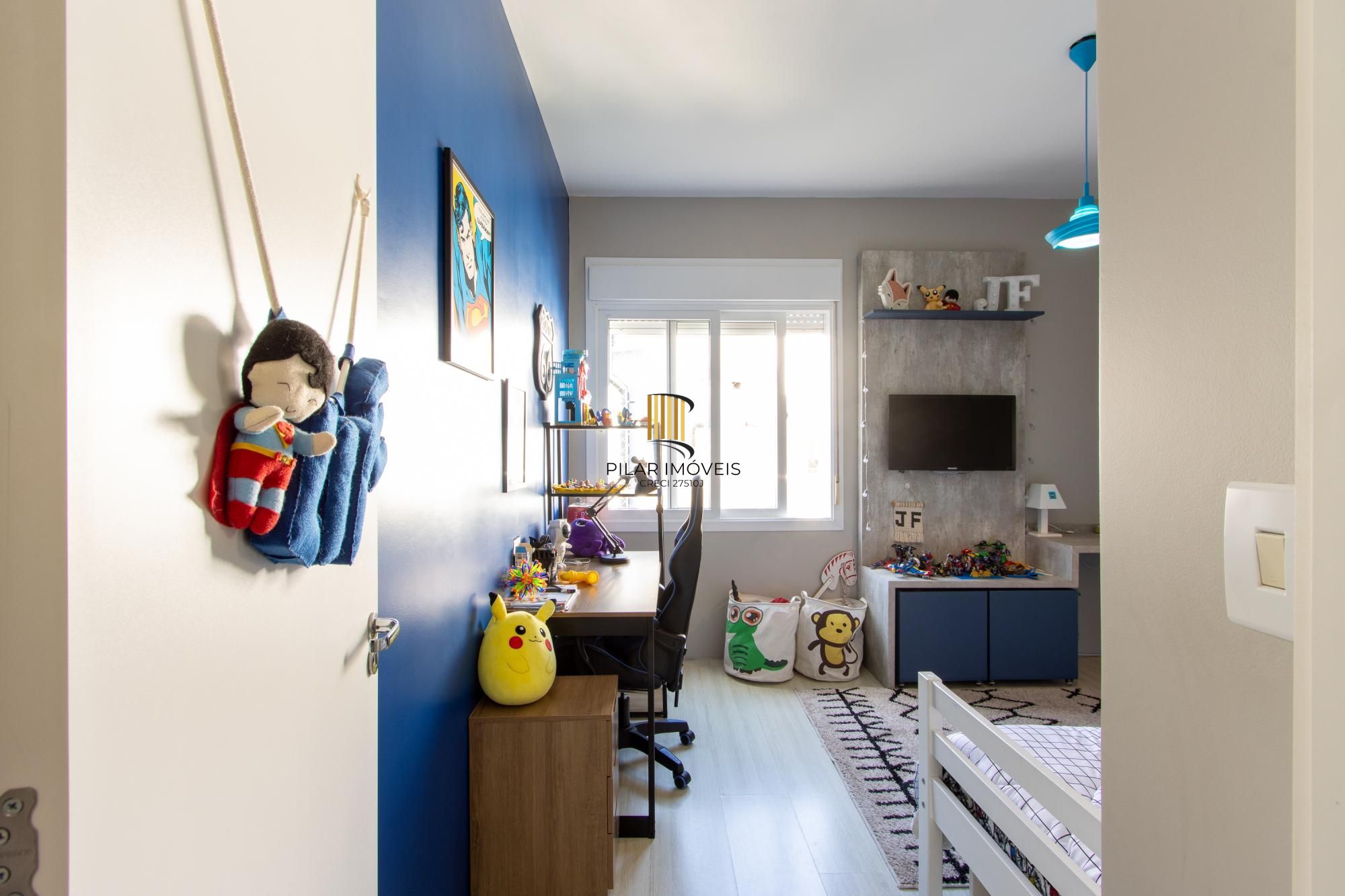 Casa de Condomínio 3 dormitórios no bairro Hípica