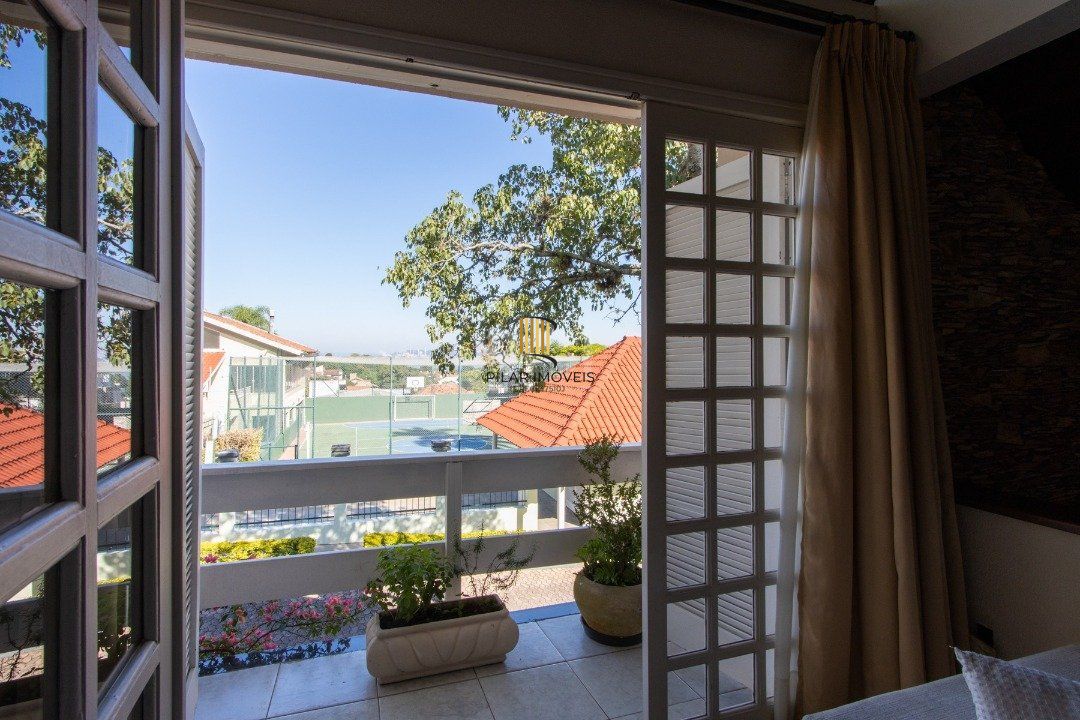 Casa de Condomínio 3 dormitórios no bairro Vila Conceição
