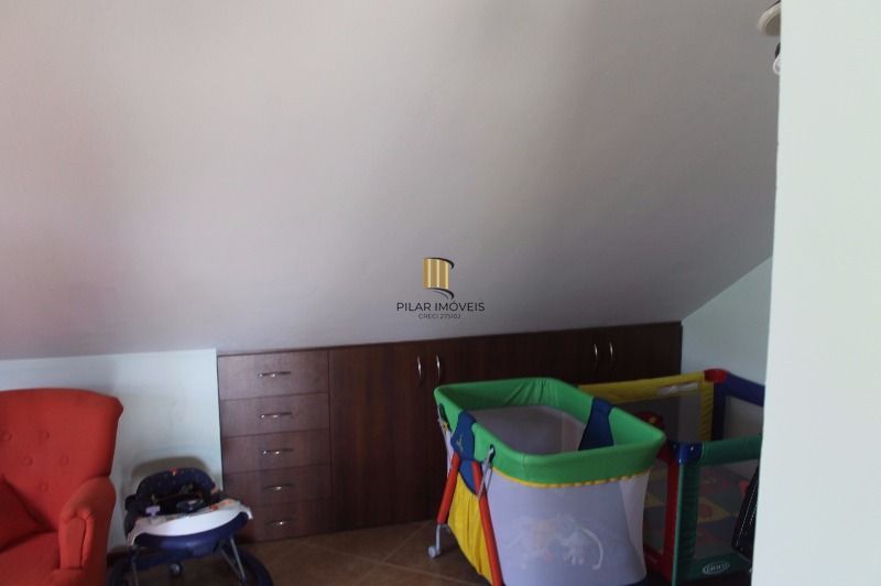 Casa para Venda - 290.67m², 4 dormitórios, sendo 1 suites, 4 vagas - Camaquã