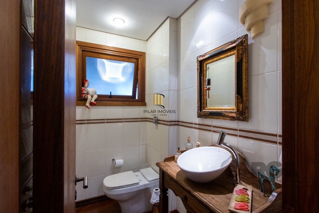 Apartamento 4 dormitórios no bairro Petrópolis