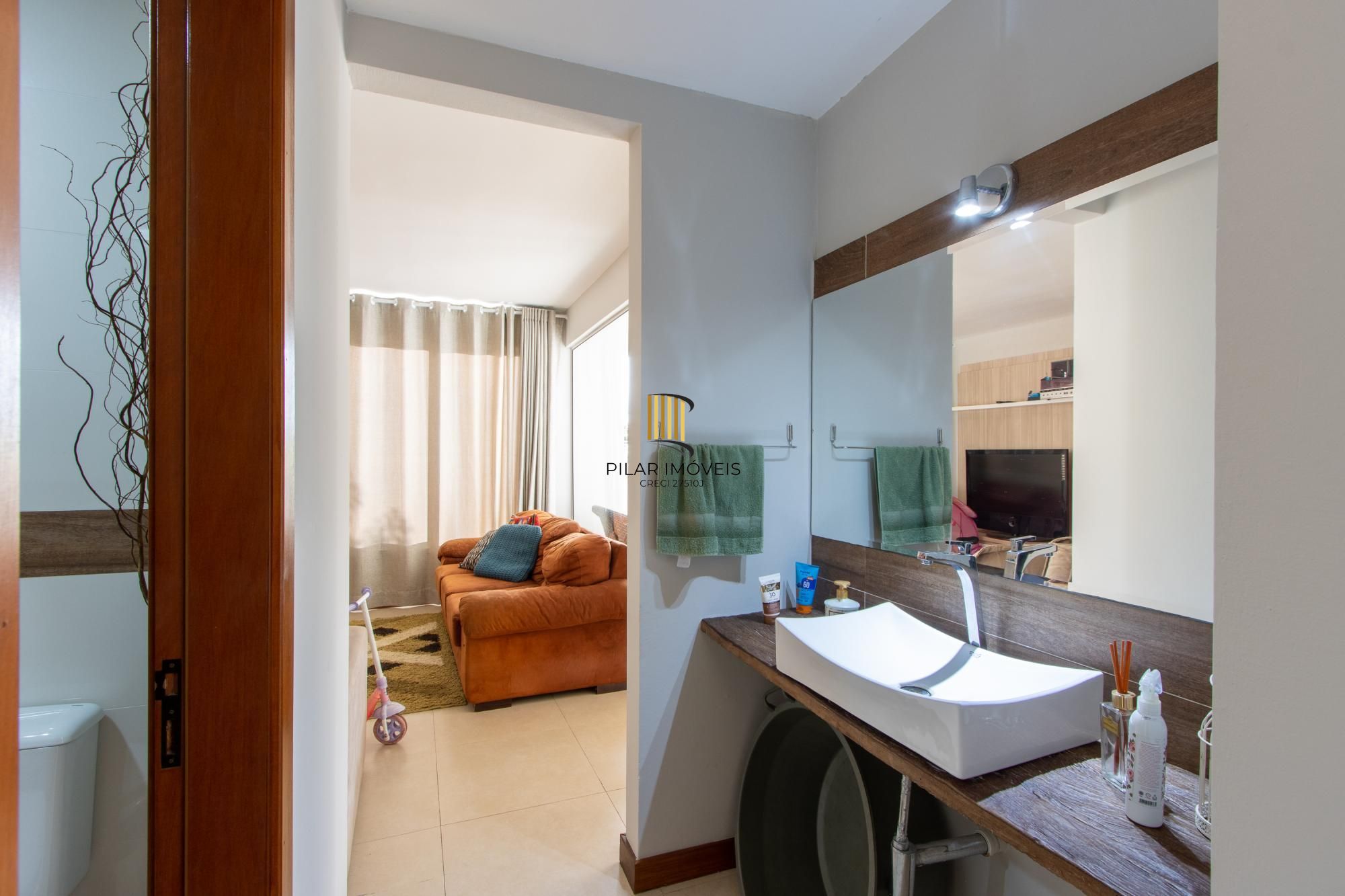 Casa 4 dormitórios com elevador