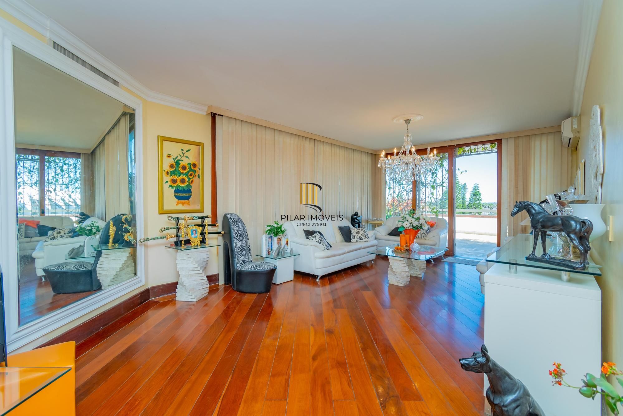 Cobertura horizontal, alto padrão, bairro Santa Tereza, 341m²  área privativa, 02 vagas garagem!