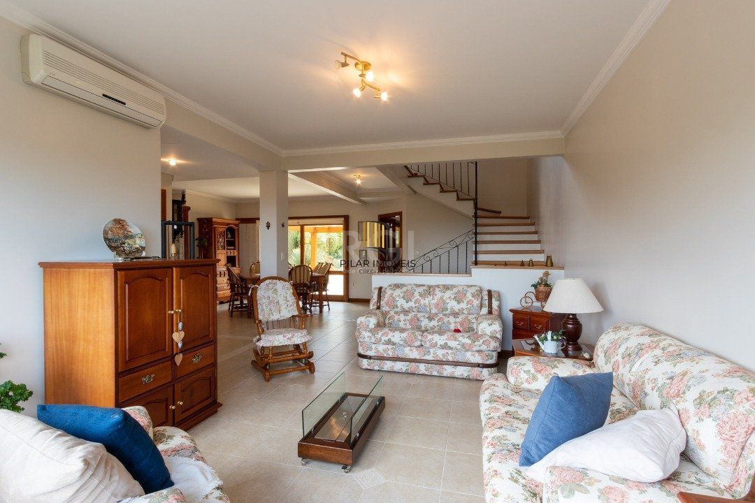 Casa para Venda - 358.78m², 3 dormitórios, sendo 1 suites, 3 vagas - Jardim Isabel