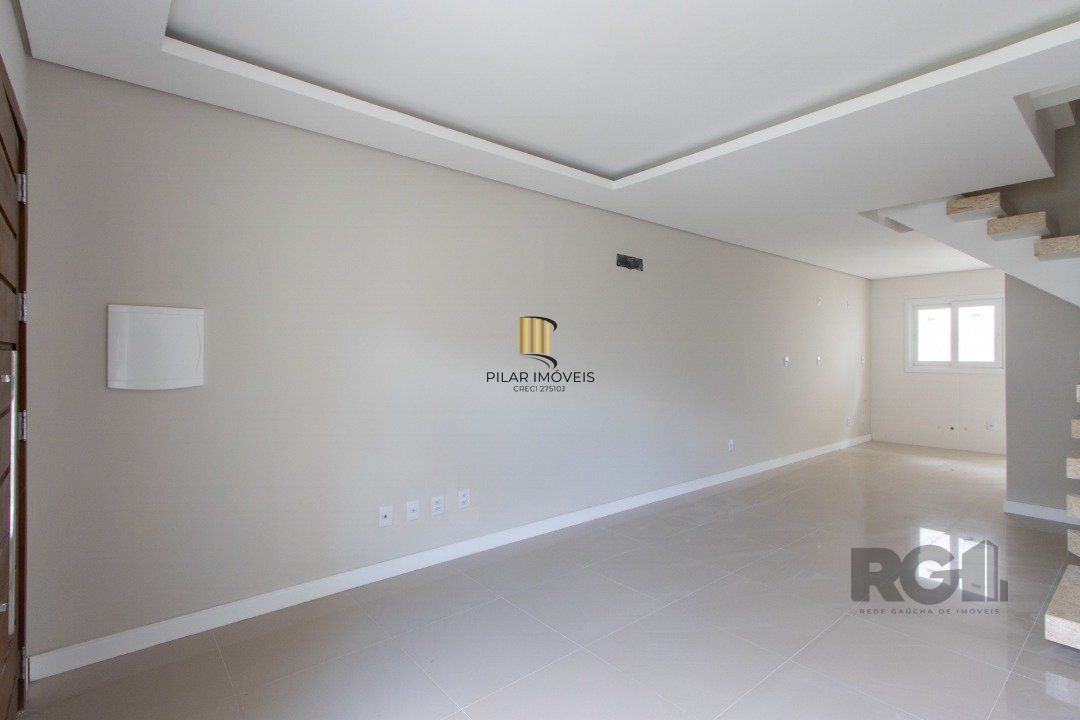 Casa de Condomínio 2 dormitórios no bairro Cristal