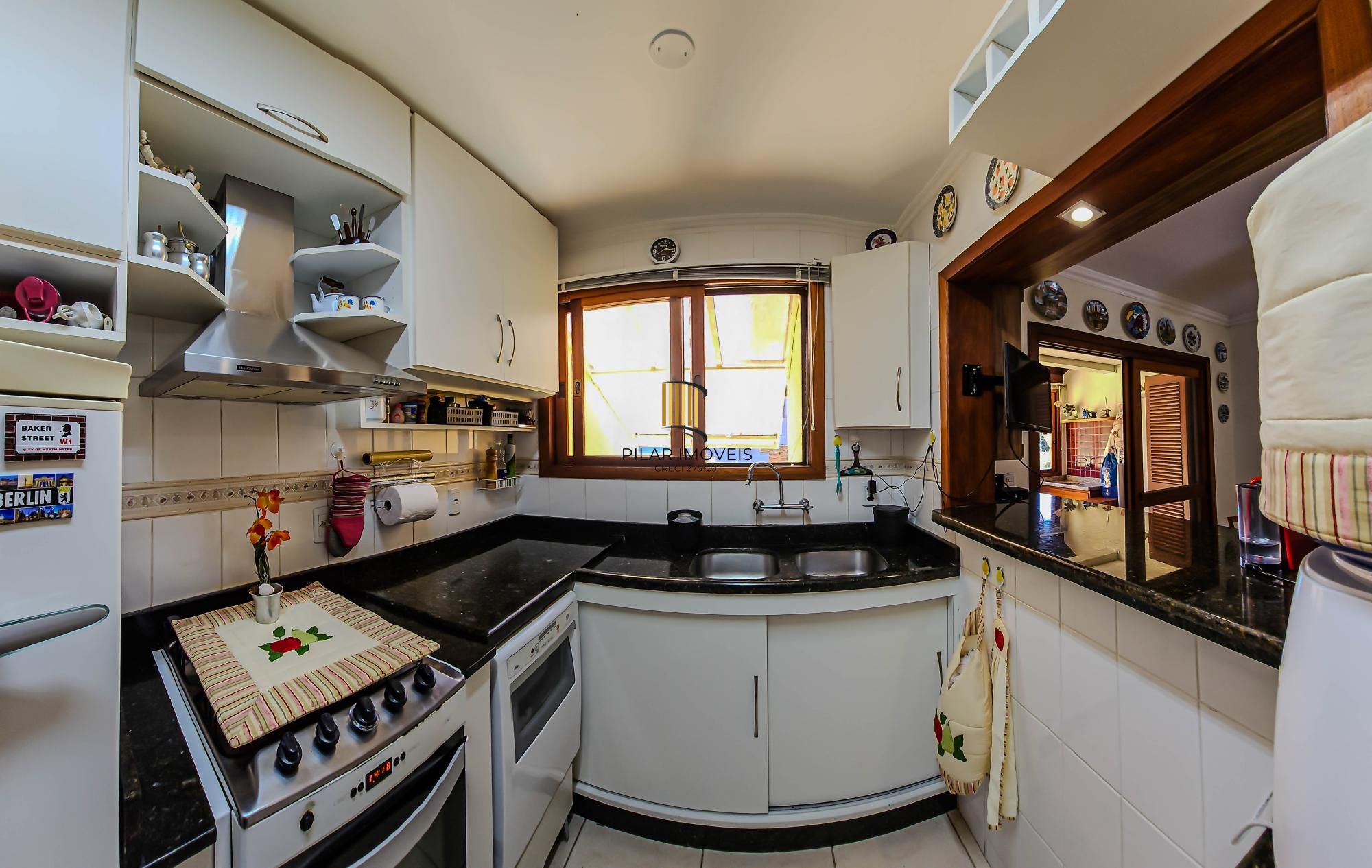 Casa em condomínio, 3 quartos, 1 suite, 3 vagas de garagem - Bairro Tristeza