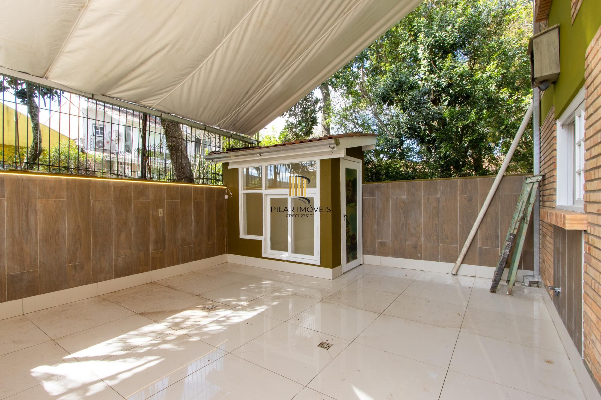 Casa de Condomínio 3 dormitórios no bairro Jardim Isabel