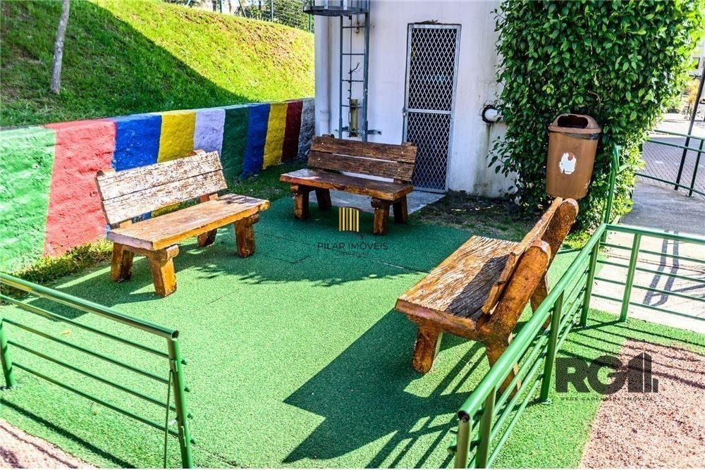 Apartamento 2 dormitórios no bairro Morro Santana