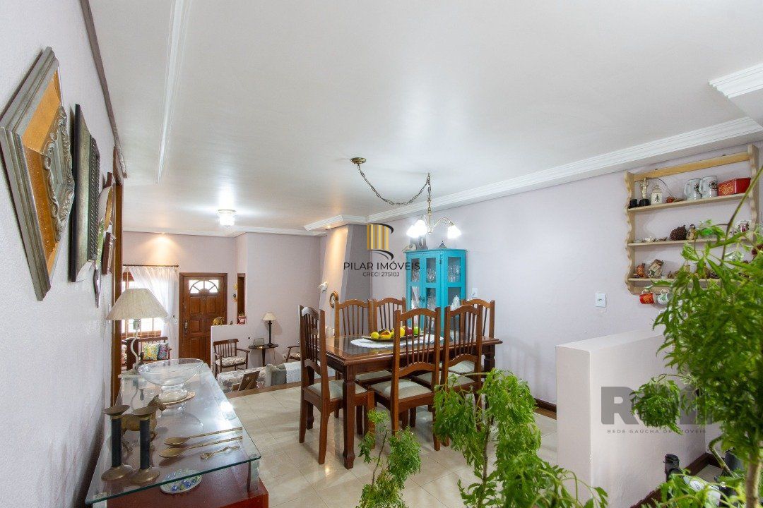 Casa de Condomínio 3 dormitórios no bairro Jardim Isabel