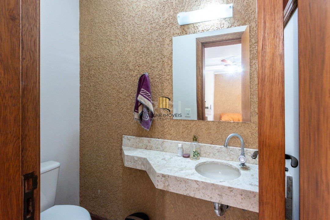 Casa para Venda - 195.96m², 3 dormitórios, sendo 1 suites, 2 vagas - Espirito Santo