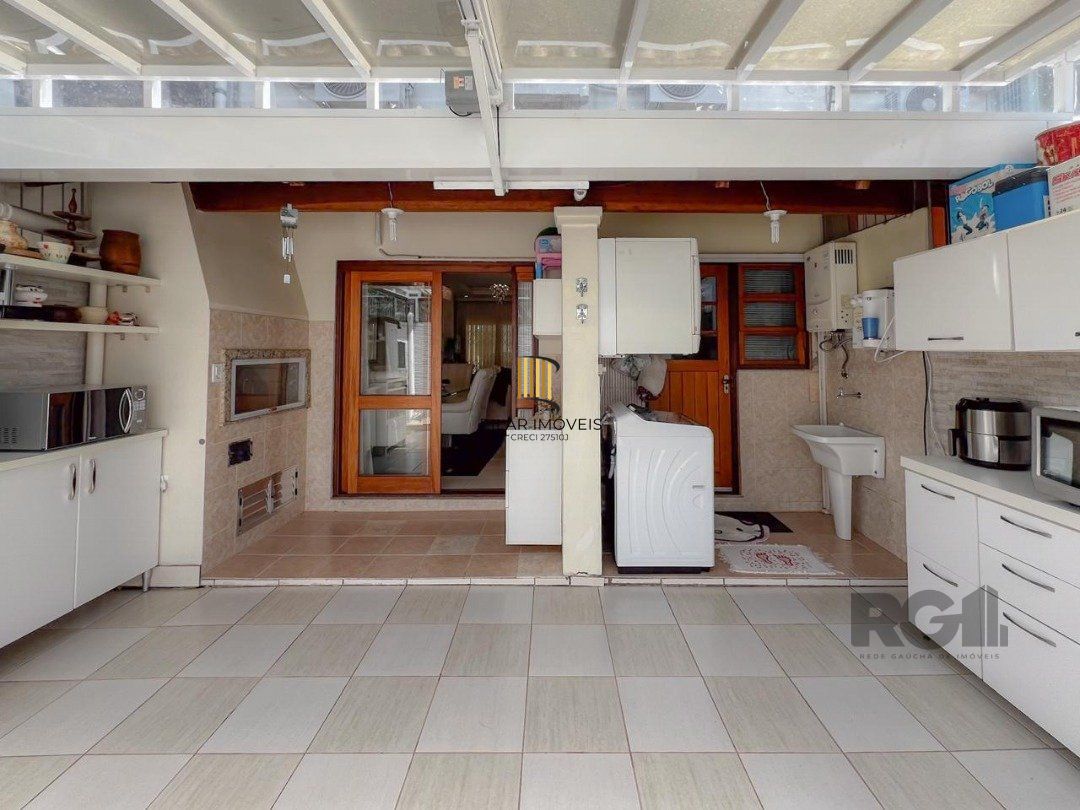 Casa Condominio para Venda - 202m², 3 dormitórios, sendo 1 suites, 2 vagas - Ipanema/ Jardim Verde